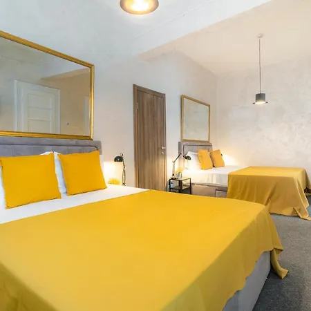 Hotel Business Waterfront *