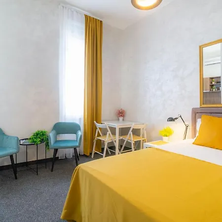 Hotel Business Waterfront *