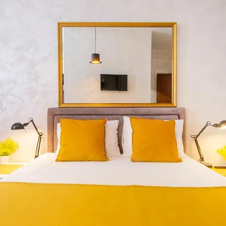 Business Waterfront 酒店 *