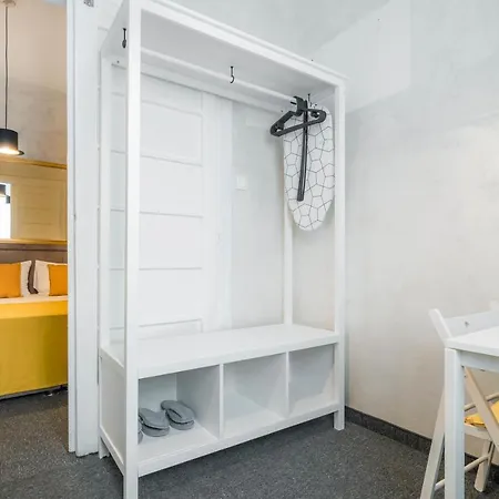 Hotel Business Waterfront *