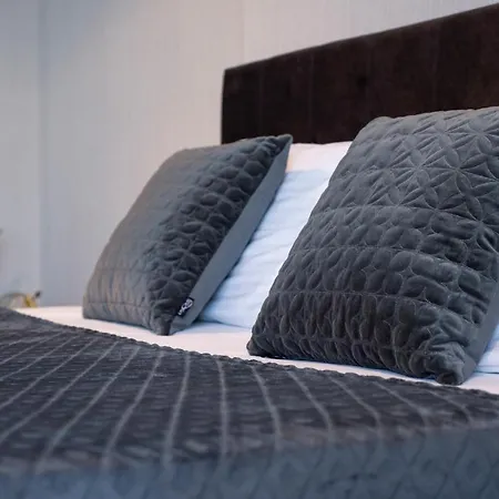 Business Waterfront Apartment Belgrade