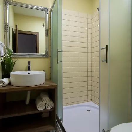 Hotel Business Waterfront