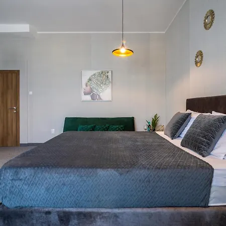 酒店 Business Waterfront *